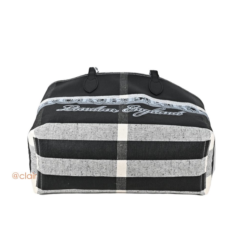 Burberry Medium Doodle Reversible Coated Canvas - Picture 5 of 8